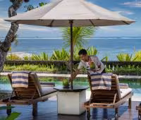 Villa Cemara, Personal Service